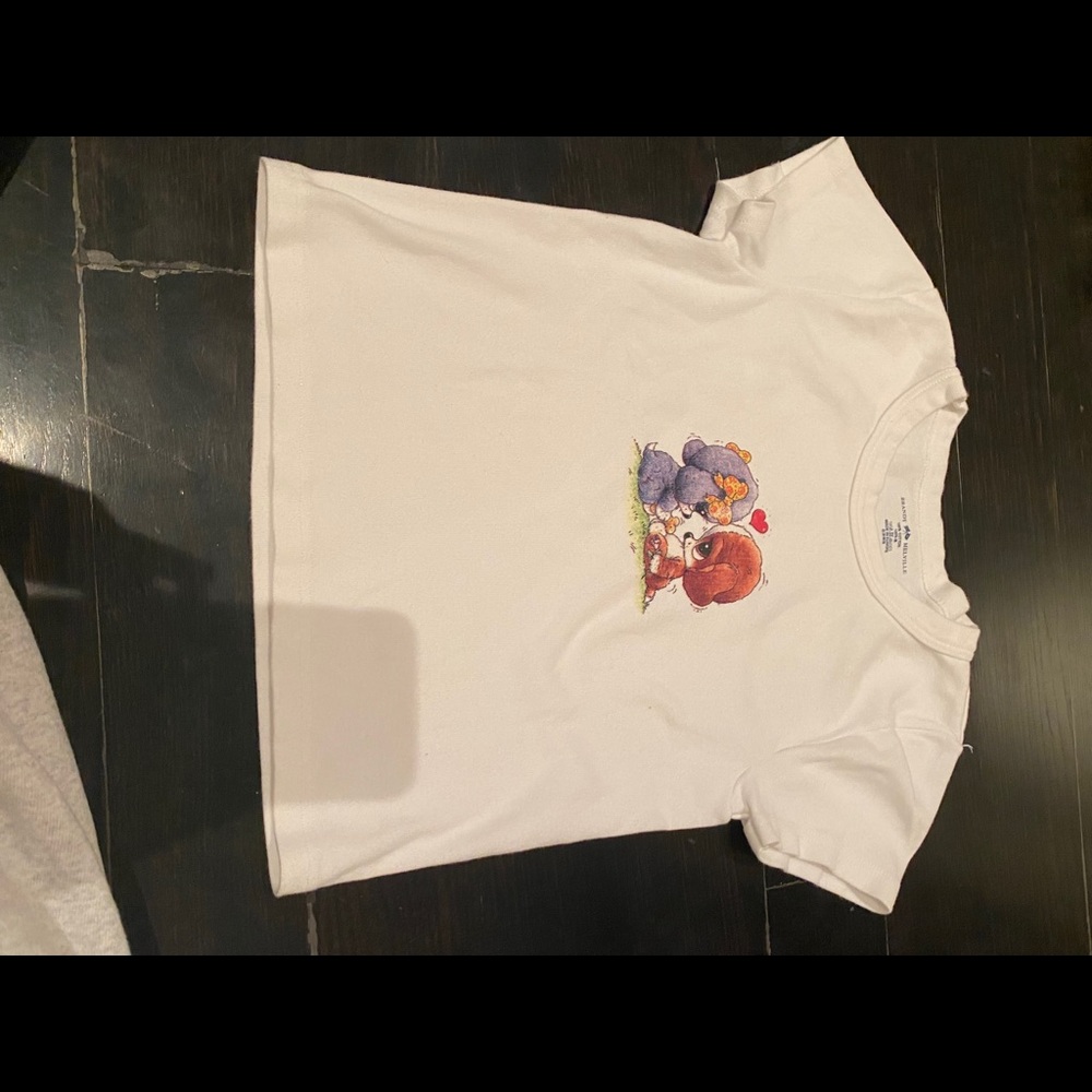 Cute brandy Melville tshirt